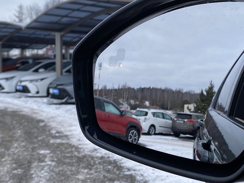 Land Rover Discovery Sport 2.0SD4, ČR-1m, plný servis - fotka 28 z 35