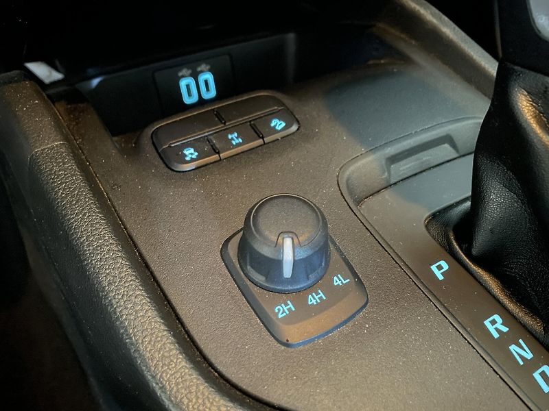 Ford Ostatní (2021) Raptor 2.0 Bi-Turbo EcoBlue 15 - fotka 27 z 30