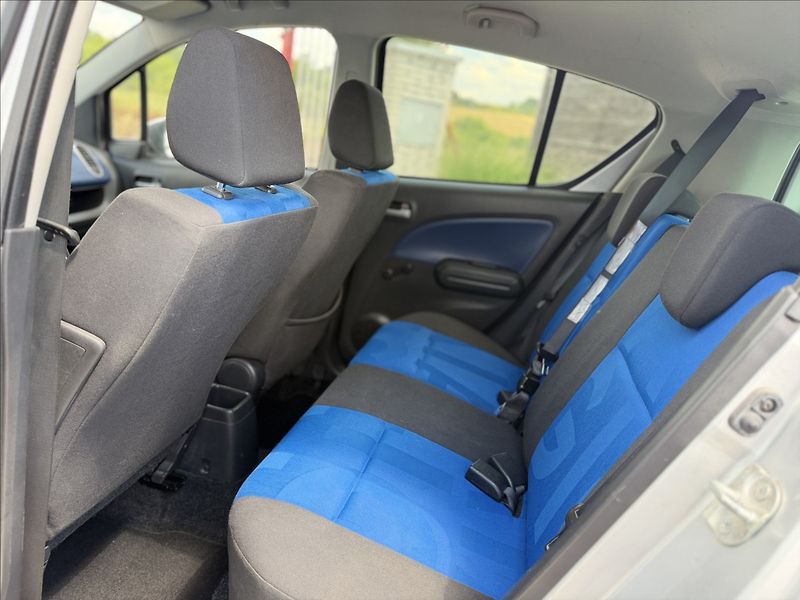 Opel Agila 1,0 i +LPG KLIMA - fotka 14 z 21