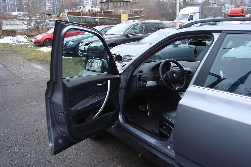 BMW X3 (2007) 3.0 SD, Xdrive,Nová STK+ME,AUT - fotka 25 z 73