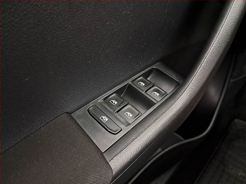 Škoda Fabia (2016) 1.2 TSI, Tempomat - fotka 25 z 26