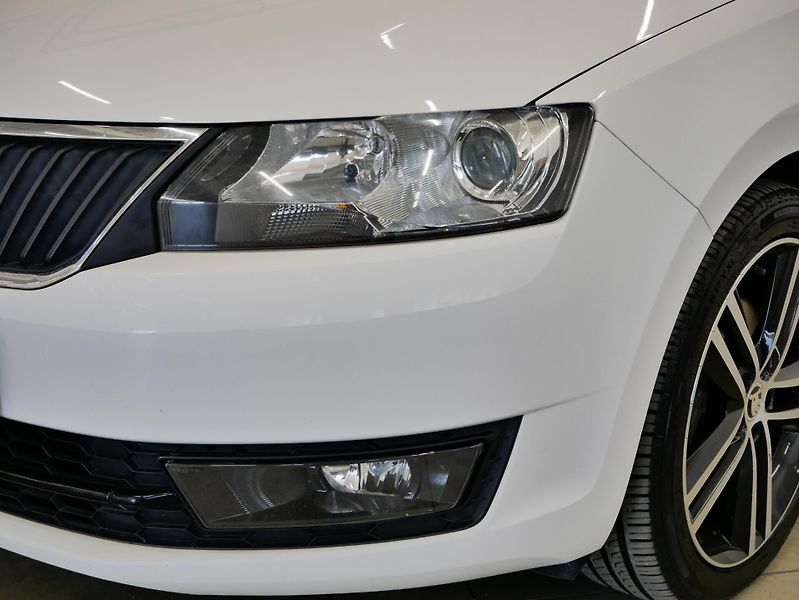 Škoda Rapid - fotka 9 z 23