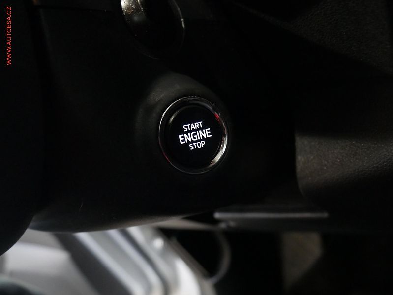 Škoda Karoq (2022) 1.5 TSi, 2.maj,ČR, Style, AT - fotka 14 z 21