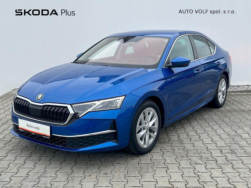 Škoda Octavia (2024) Liftback Top Selection 1.5 TSI - fotka 1 z 36
