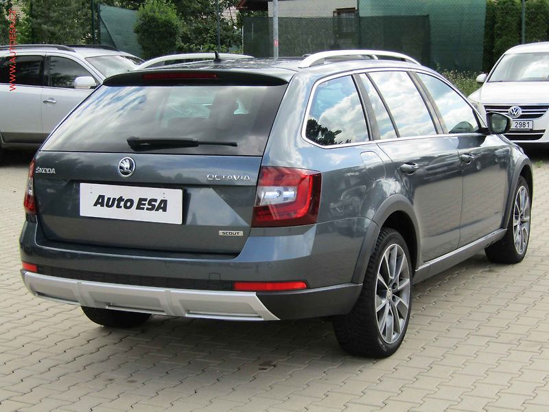 Škoda Octavia (2017) 2.0 TDi 4x4, navi, LED - fotka 4 z 17