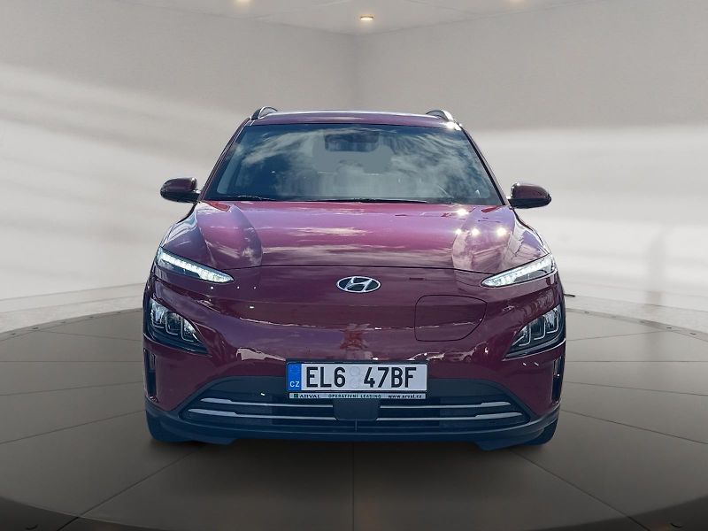 Hyundai Kona (2023) EDITION ELECTRIC 64kWh CZ DPH - fotka 2 z 11
