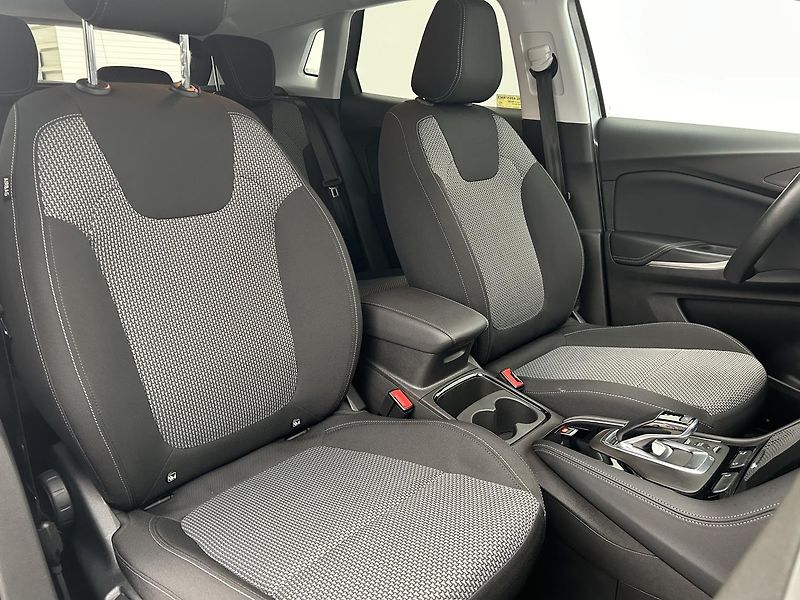 Opel Grandland 1.5 CDTi GS - fotka 16 z 30
