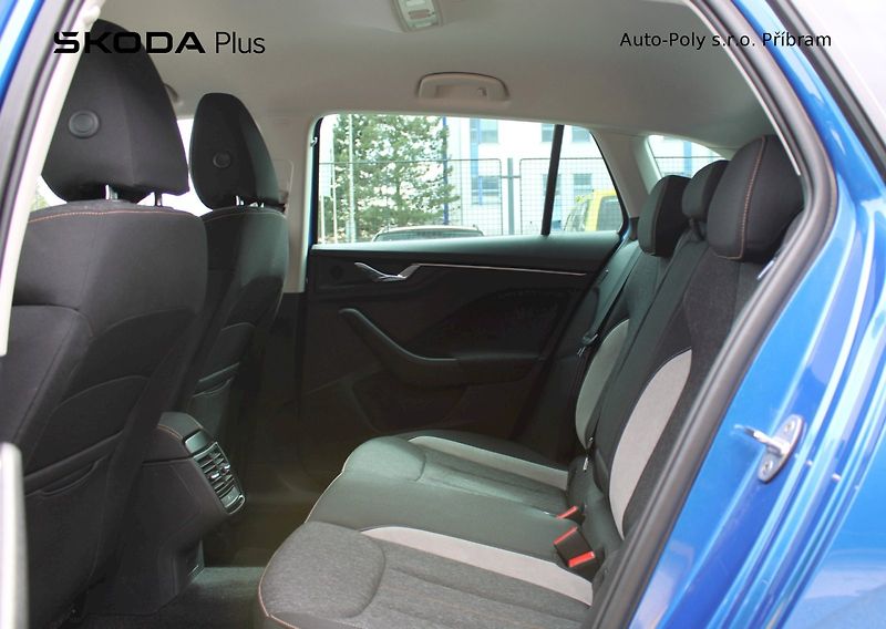 Škoda Scala (2025) Top Selection 1.0TSI / 85kW 7° - fotka 21 z 24