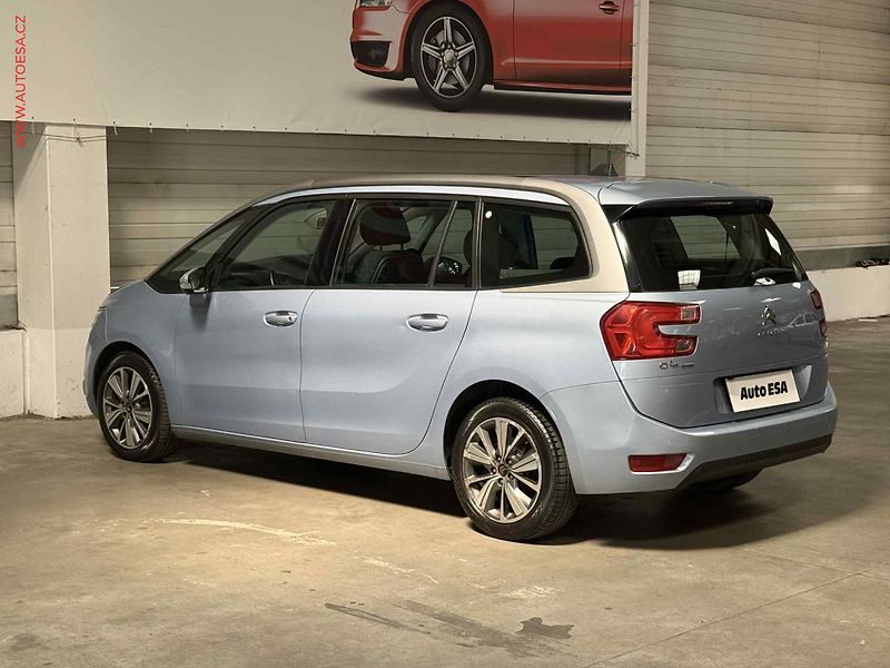 Citroën C4 Picasso (2016) 2.0 HDI 7míst, Navi, panorama - fotka 6 z 21
