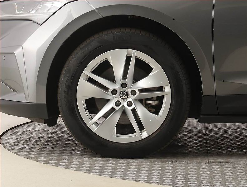 Škoda Enyaq (2023) 60 (62 kWh), SoH 93% - fotka 15 z 25