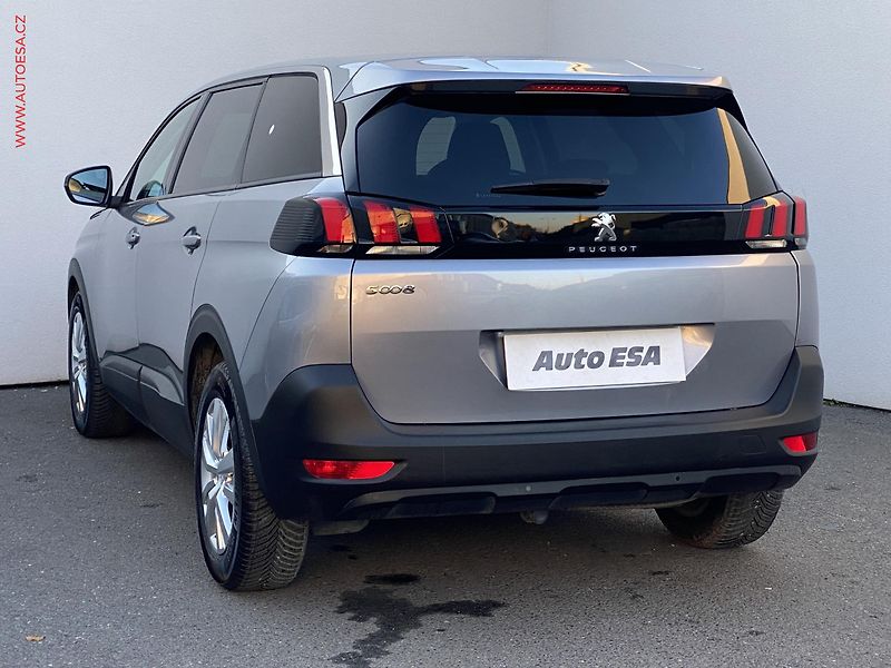 Peugeot 5008 (2020) 1.5 HDi, Active, AT, navi - fotka 6 z 18
