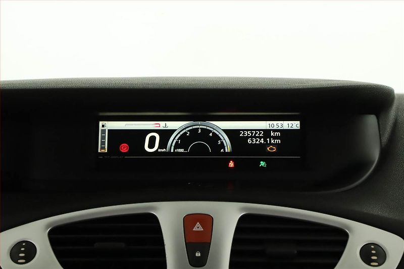 Renault Grand Scénic (2010) 1.9 dCi, Serv.kniha, po STK - fotka 9 z 13