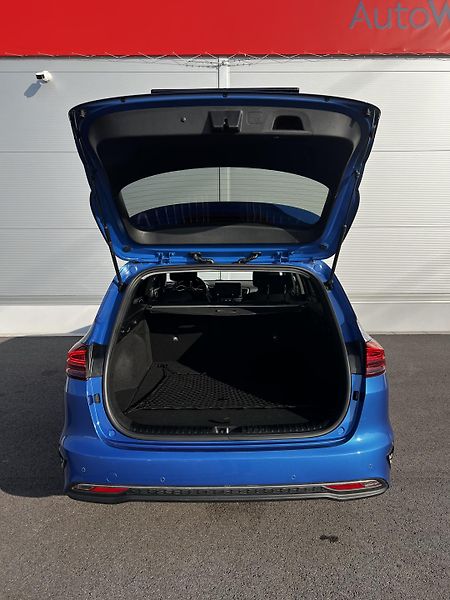 Kia Ceed SW TOP 1.4 T-GDI 103 kW Záruka - fotka 22 z 22