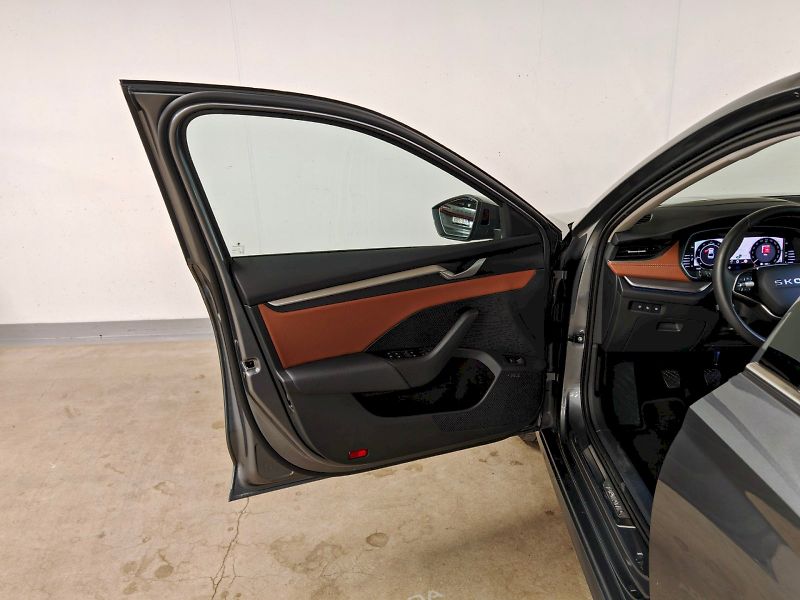 Škoda Octavia (2025) 1.5 TSI 110 kW Exclusive Selec - fotka 21 z 31