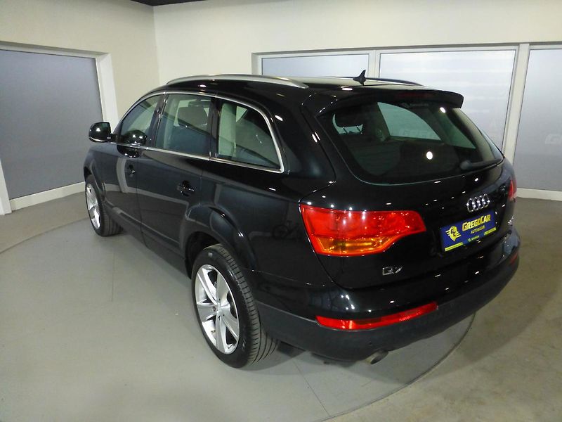 Audi Q7 (2010) 3,0TDI*VYHŘ.SE*NAVIGACE*XENON - fotka 7 z 29