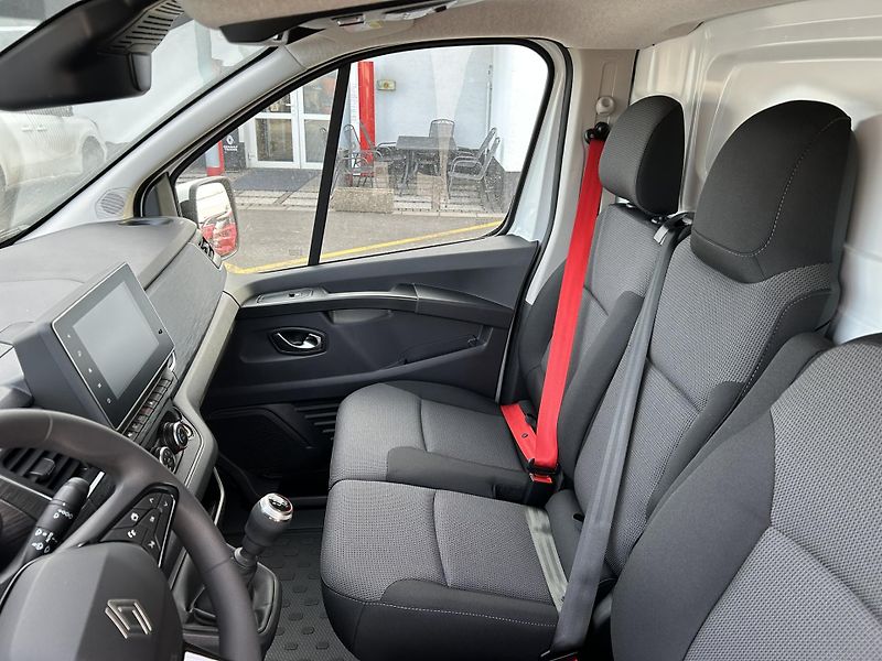 Renault Trafic (2026) VAN L2H1 150k RED - fotka 25 z 28