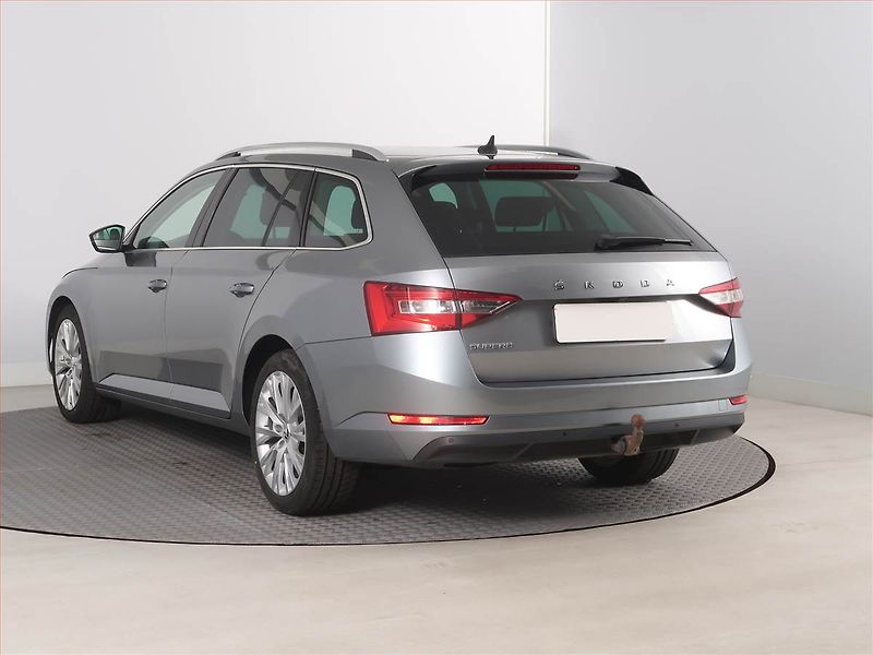 Škoda Superb (2020) Style 2.0 TDI - fotka 4 z 19