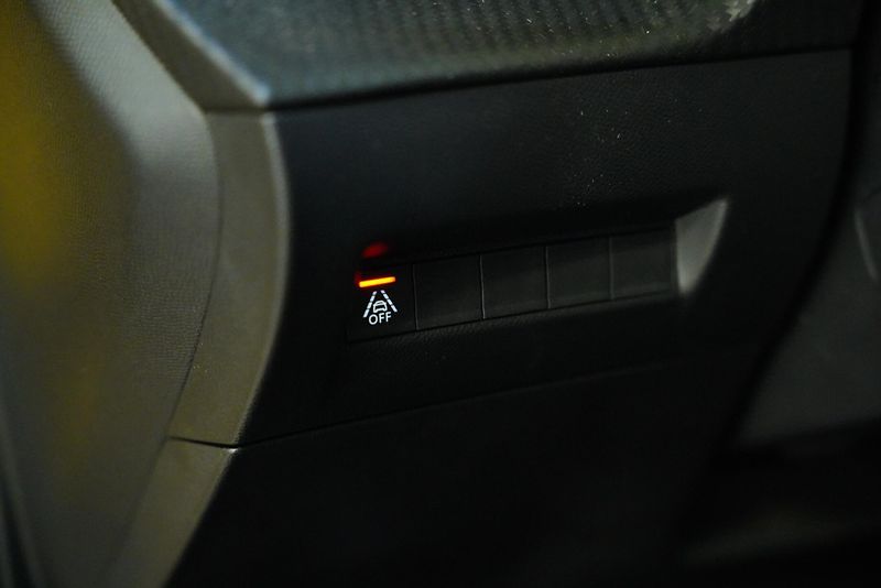 Peugeot 208 - fotka 13 z 29