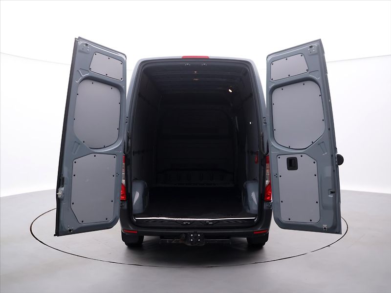 Mercedes-Benz Sprinter 2,1 314 CDI 105kW L2H2 DPH CZ - fotka 9 z 29