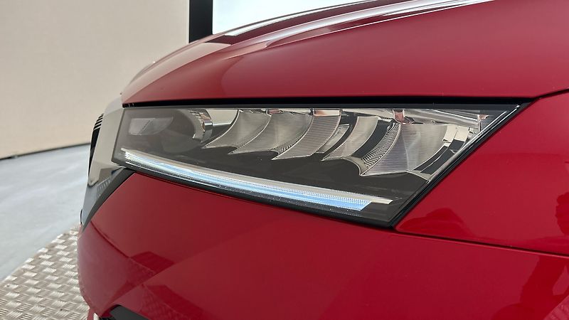 Škoda Octavia 2.0 TDI DSG Style - fotka 18 z 27