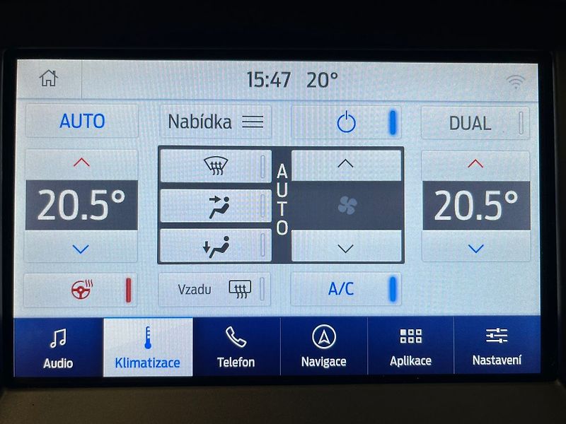 Ford Galaxy 2.5 HEV Titanium 7míst - fotka 52 z 67