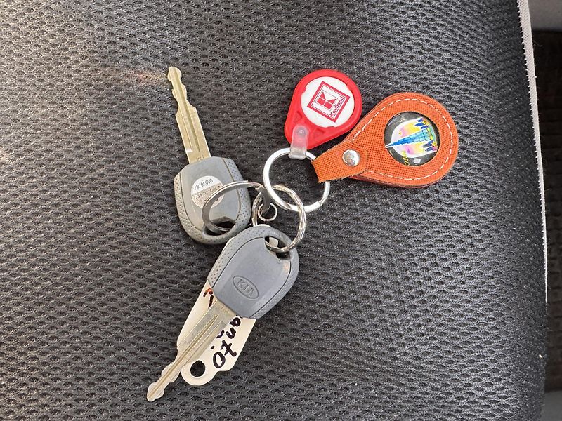 Kia Picanto 1.0i, 45 kW,71 tis km,ČR - fotka 18 z 18