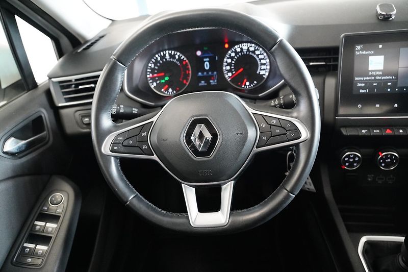 Renault Clio - fotka 17 z 25