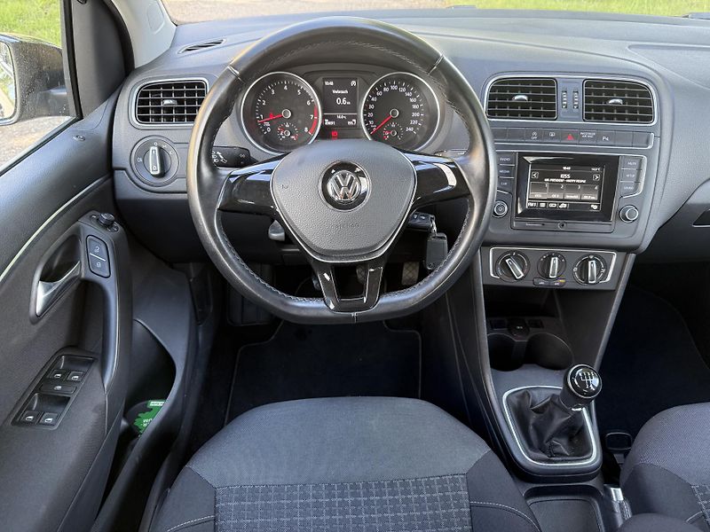 Volkswagen Polo 1,2TSI 66kW Servisní kniha - fotka 15 z 23