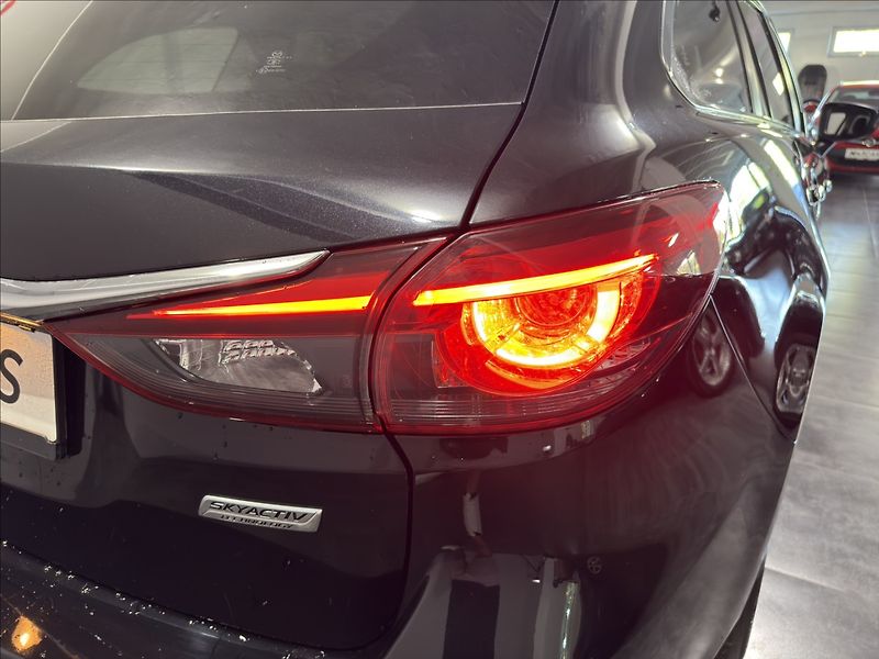 Mazda 6 2,2   D 1.MAJITEL 1.ROK ZÁRUKA - fotka 32 z 41