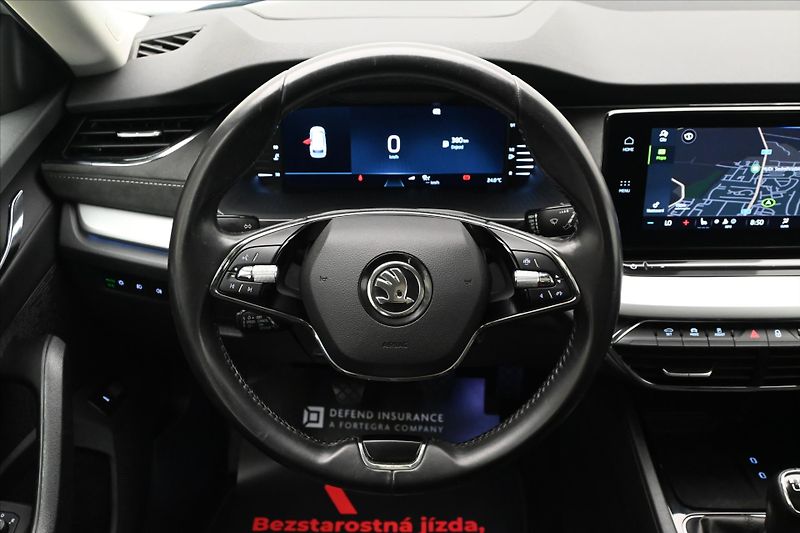Škoda Octavia 1,5 TSI 110kW Style Manuál Zár - fotka 18 z 32
