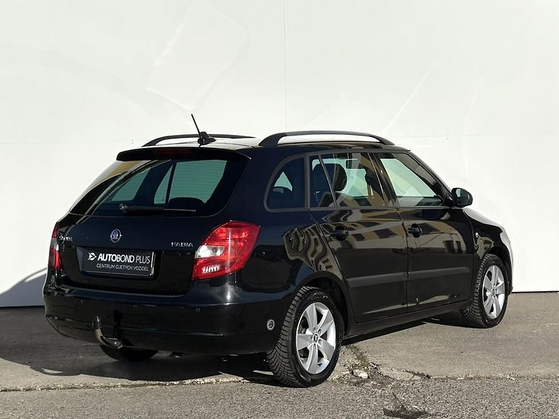 Škoda Fabia 1.2 TSI DSG / 77 kW Elegance - fotka 2 z 23