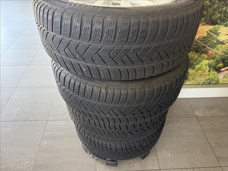 BMW Řada 5 3,0   530xDrive,Mpaket,4x4,Las - fotka 45 z 45