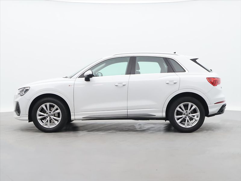 Audi Q3 1,5 35 TFSI S tronic S line CZ - fotka 4 z 33