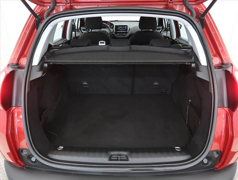 Peugeot 2008 (2016) 1.2 PureTech, Serv.kniha, Navi - fotka 14 z 20