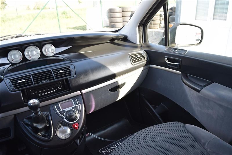 Peugeot 807 2,0 HDI 100KW 7MÍST PO STK - fotka 30 z 46