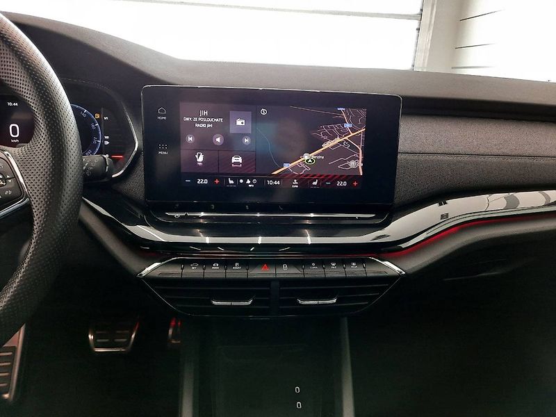 Škoda Octavia (2022) Combi Sportline 2.0 TSI 4x4 (1 - fotka 12 z 31