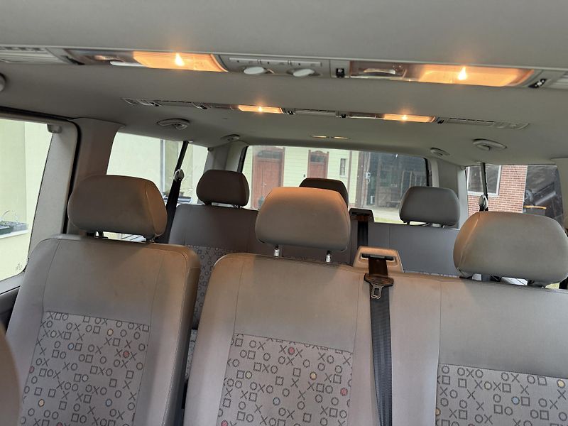 Volkswagen Caravelle (2009) WV Caravelle 2,5 TDI Long - fotka 6 z 11