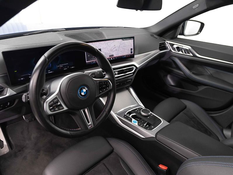 BMW i4 M50 xDrive - fotka 11 z 22