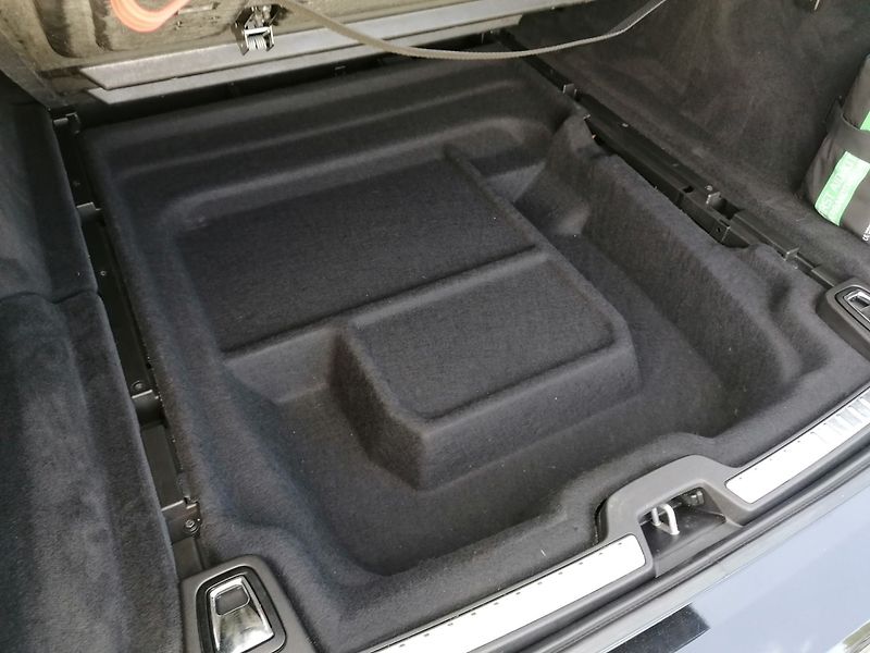 Volvo V90 (2022) 2.0 B4 MHEV Kůže A/T - fotka 25 z 33