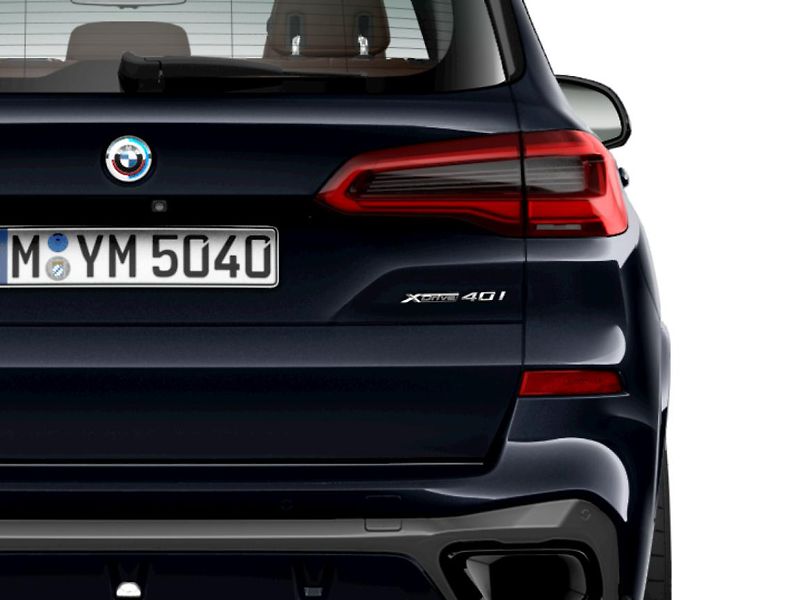 BMW X5 xDrive40i - fotka 5 z 8