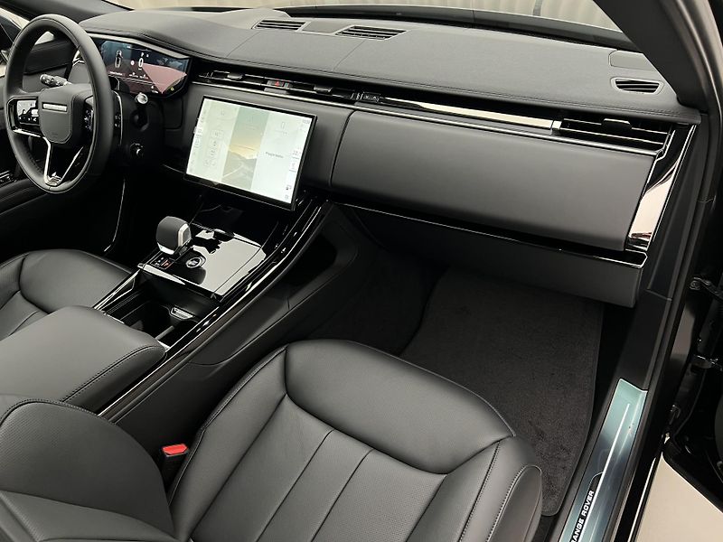 Land Rover Range Rover Sport (2026) D300 DYNAMIC HSE AWD Aut - fotka 19 z 50