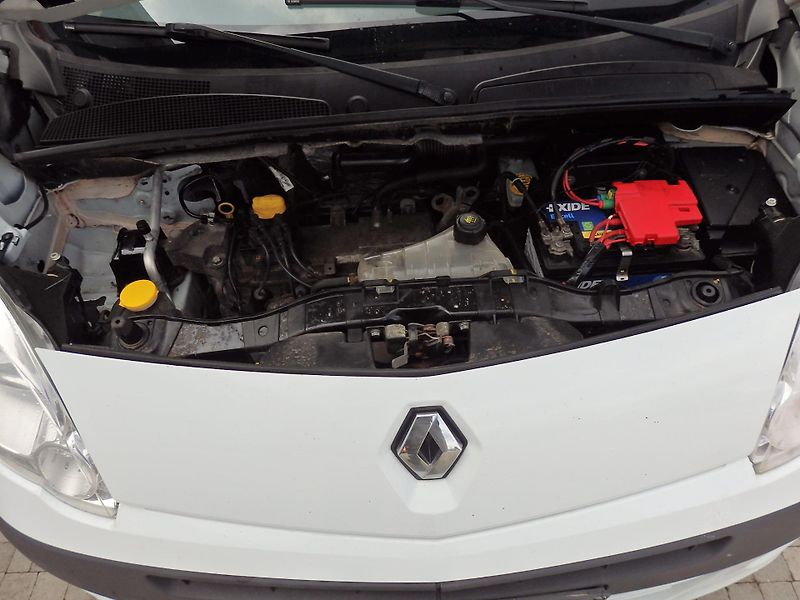 Renault Kangoo 1.6i 64 kW, 2x AIRBAG, ABS - fotka 12 z 13