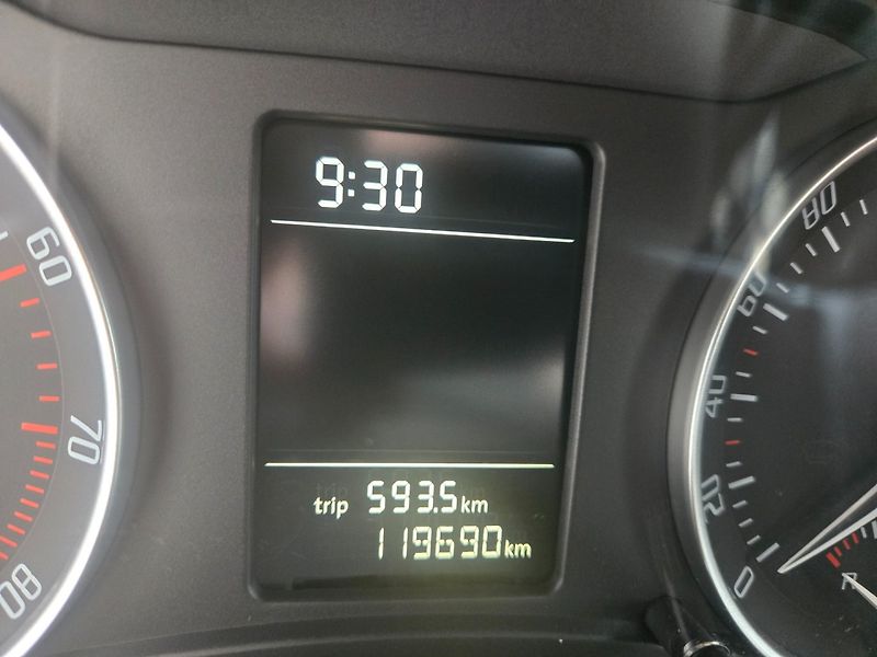Škoda Octavia (2013) 1.2 TSi - fotka 10 z 20