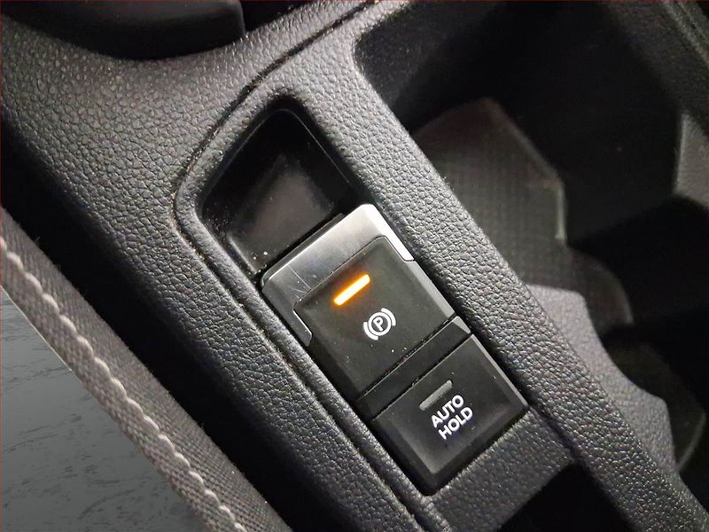 Volkswagen T-Roc (2018) 2.0 TDI 4Motion - fotka 18 z 20