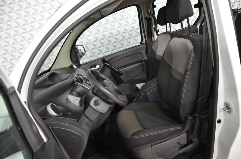 Renault Kangoo (2020) 1.5BdCi 95 Zen 5d - fotka 10 z 15