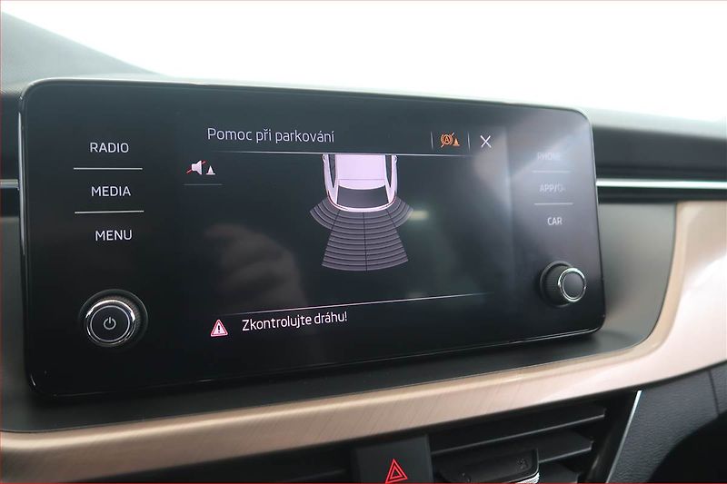 Škoda Scala (2019) 1.5 TSI, Automat, Serv.kniha - fotka 15 z 18