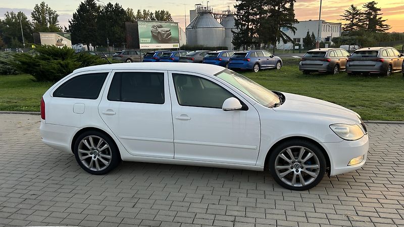 Škoda Octavia (2012) 1.6 TDI 100% servis - fotka 6 z 18