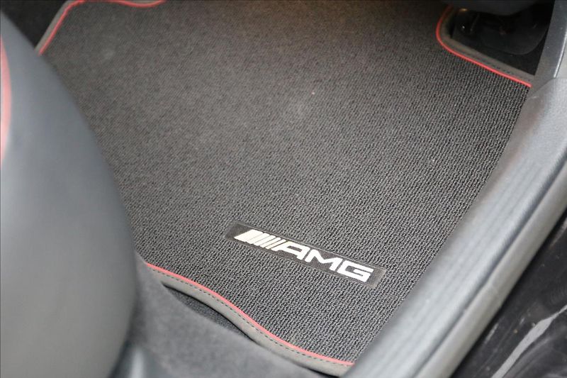 Mercedes-Benz GLC 3,0 43 AMG, Automat, Tažné - fotka 29 z 61
