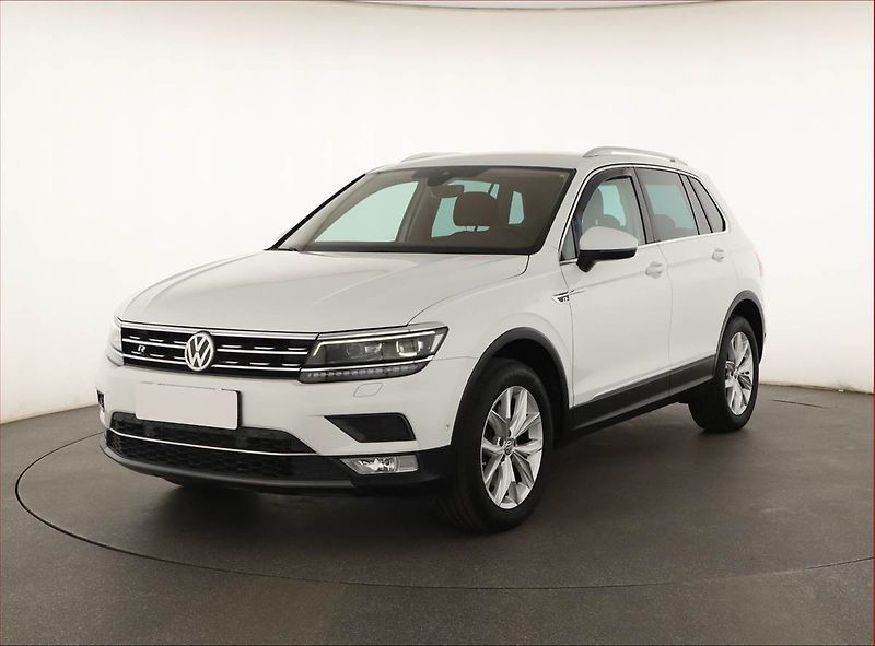 Volkswagen Tiguan (2016) Highline 2.0 TDI, 4X4 - fotka 2 z 20