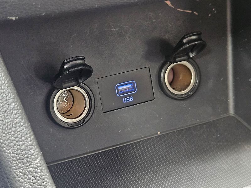 Hyundai i30 1.5i Start Plus, 1.maj. - fotka 21 z 29